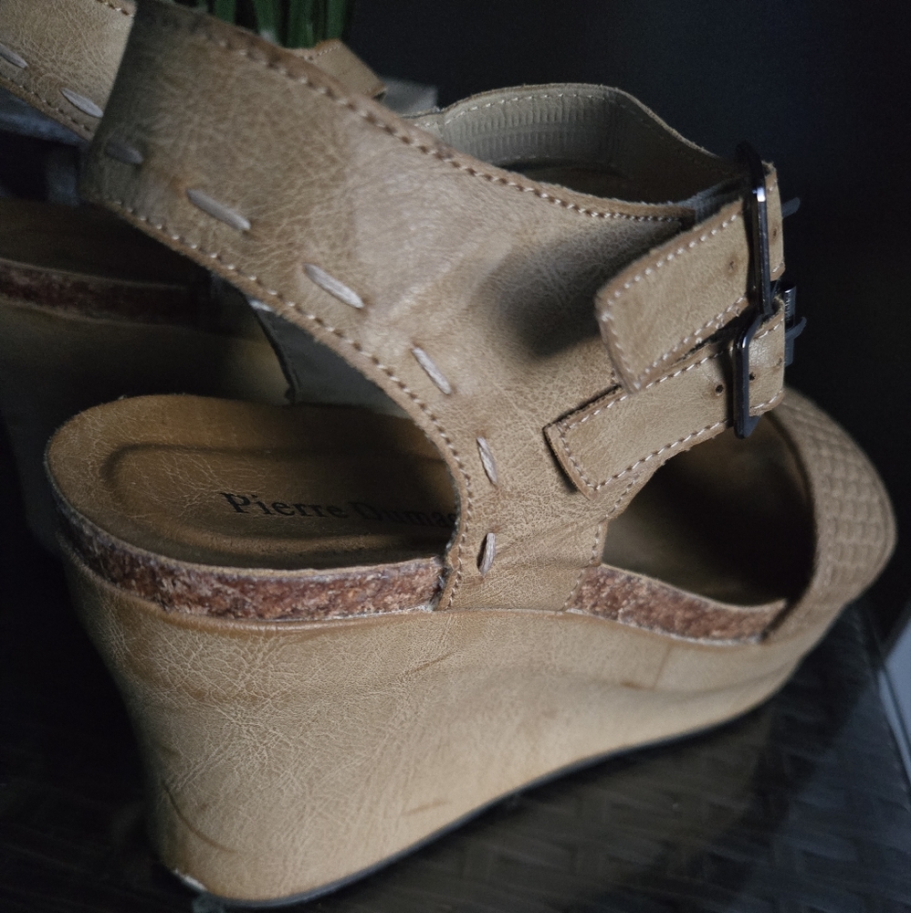 Pierre Dumas Wedge Sandals size 9 Nude - Picture 3 of 7